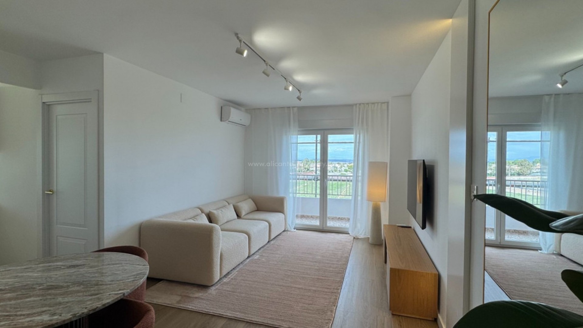 Leilighet / leilighet i Punta Prima