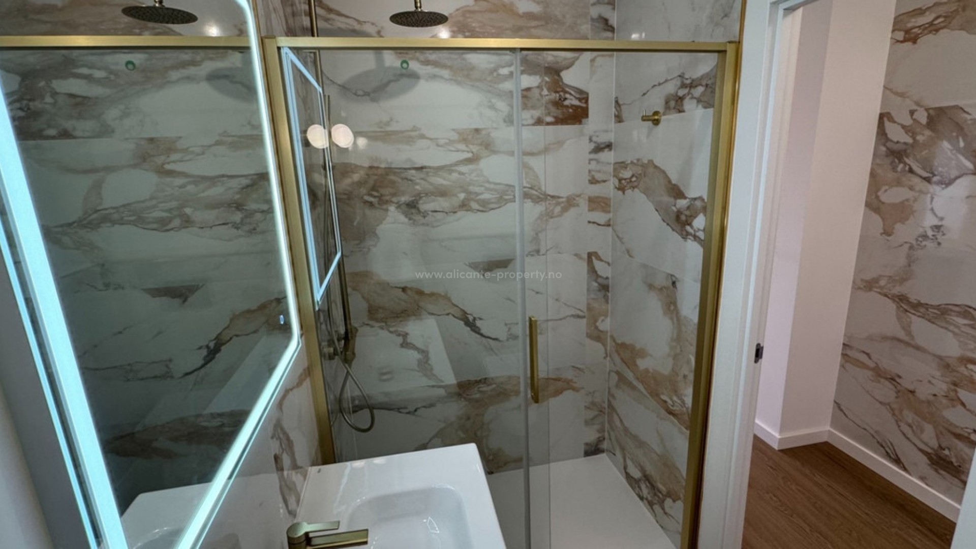 Leilighet / leilighet i Punta Prima