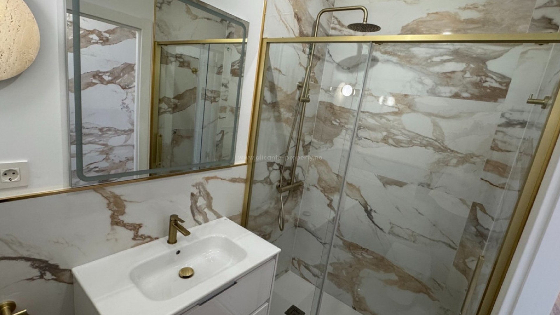 Leilighet / leilighet i Punta Prima