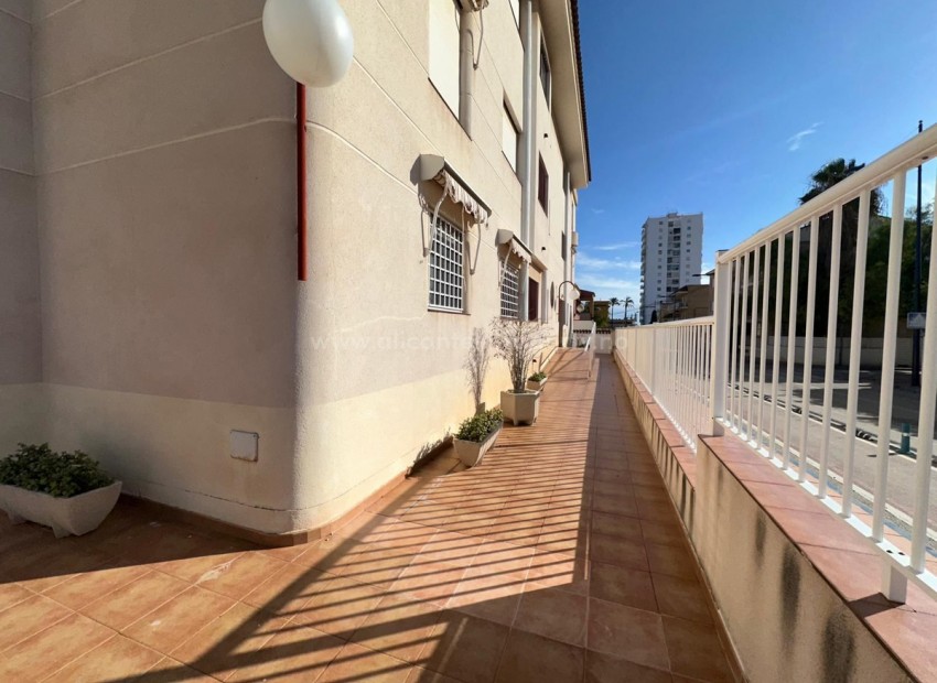 Leilighet / leilighet i Santiago de la Ribera