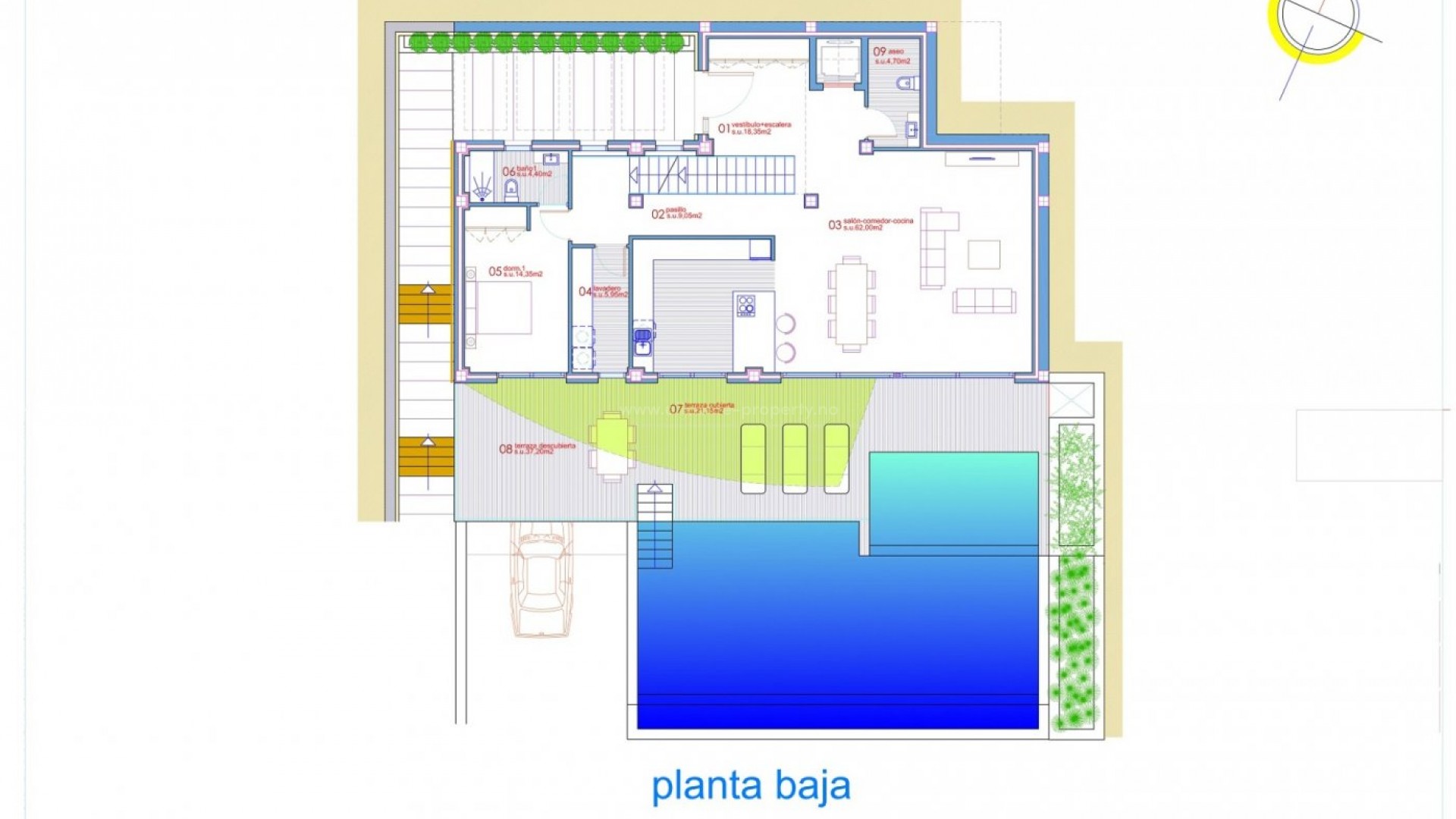 Luksus-villa i Altea med 4 romslige soverom og 5 bad, terrasse på baksiden av eiendommen og et stort bassengterrasse foran med evighetsbasseng