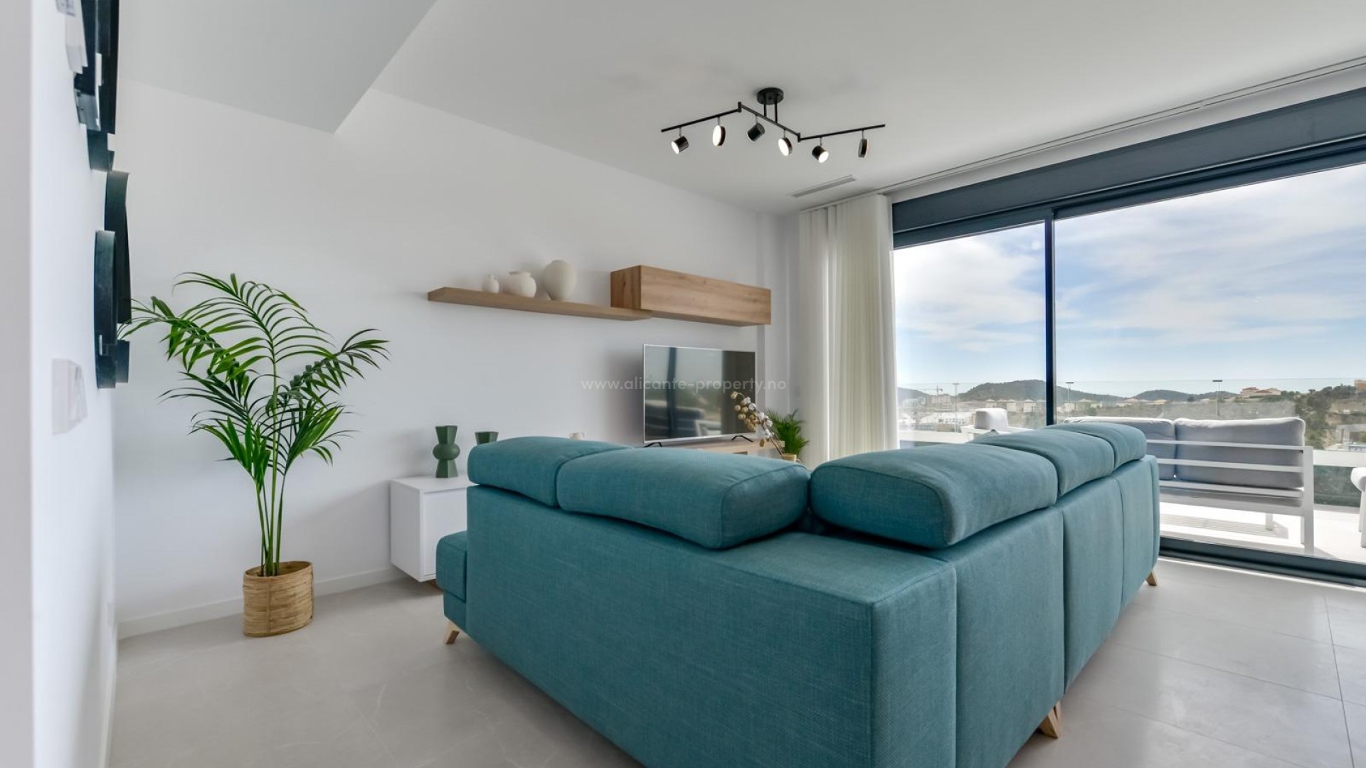 Luxury apartments with sea views in Finestrat, 2 bedrooms, 2 bathrooms, terrace with incredible views, common areas with infinity pool, gym, parking