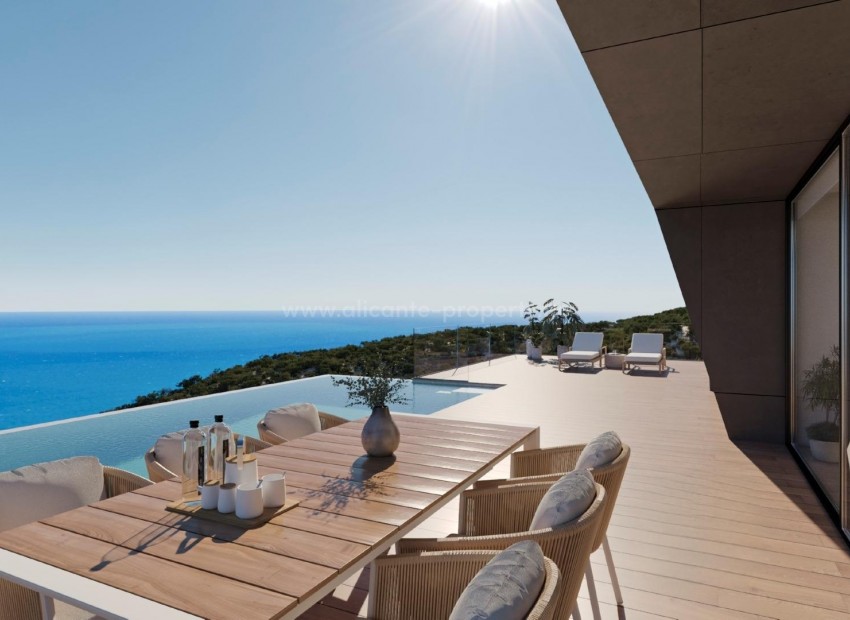 Luxury villa in the paradisiacal Cumbre del Sol, Benitachell, Alicante North, 3 bedrooms, 4 bathrooms, villa with spectacular sea views. Large pool