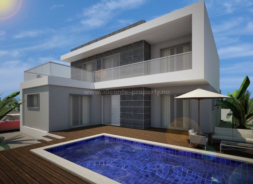 Modern houses/villas in Benijófar, 3 bedrooms (one of them en-suite), 2 bathrooms, private pool, plot with terrace and parking, close to several golf courses.