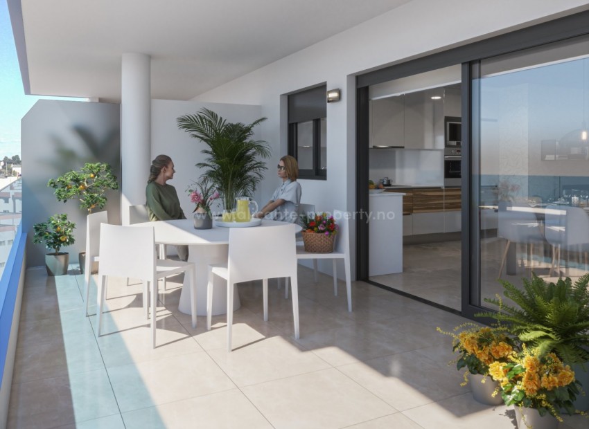 New built apartment complex in Guardamar del Segura, 3 bedrooms and 2 bathrooms, open plan kitchen with living room. Shared spa, gym, solarium, jacuzzi.
