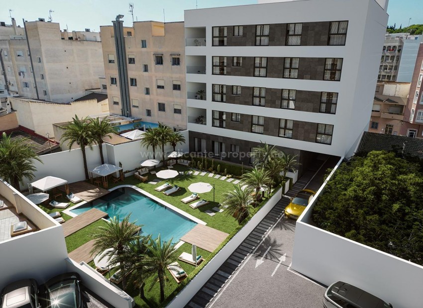 New built flats/apartment complex in Guardamar del Segura, 2/3 bedrooms, 2 bathrooms, terrace, storage room. Communal swimming pool,. Short way to the beaches