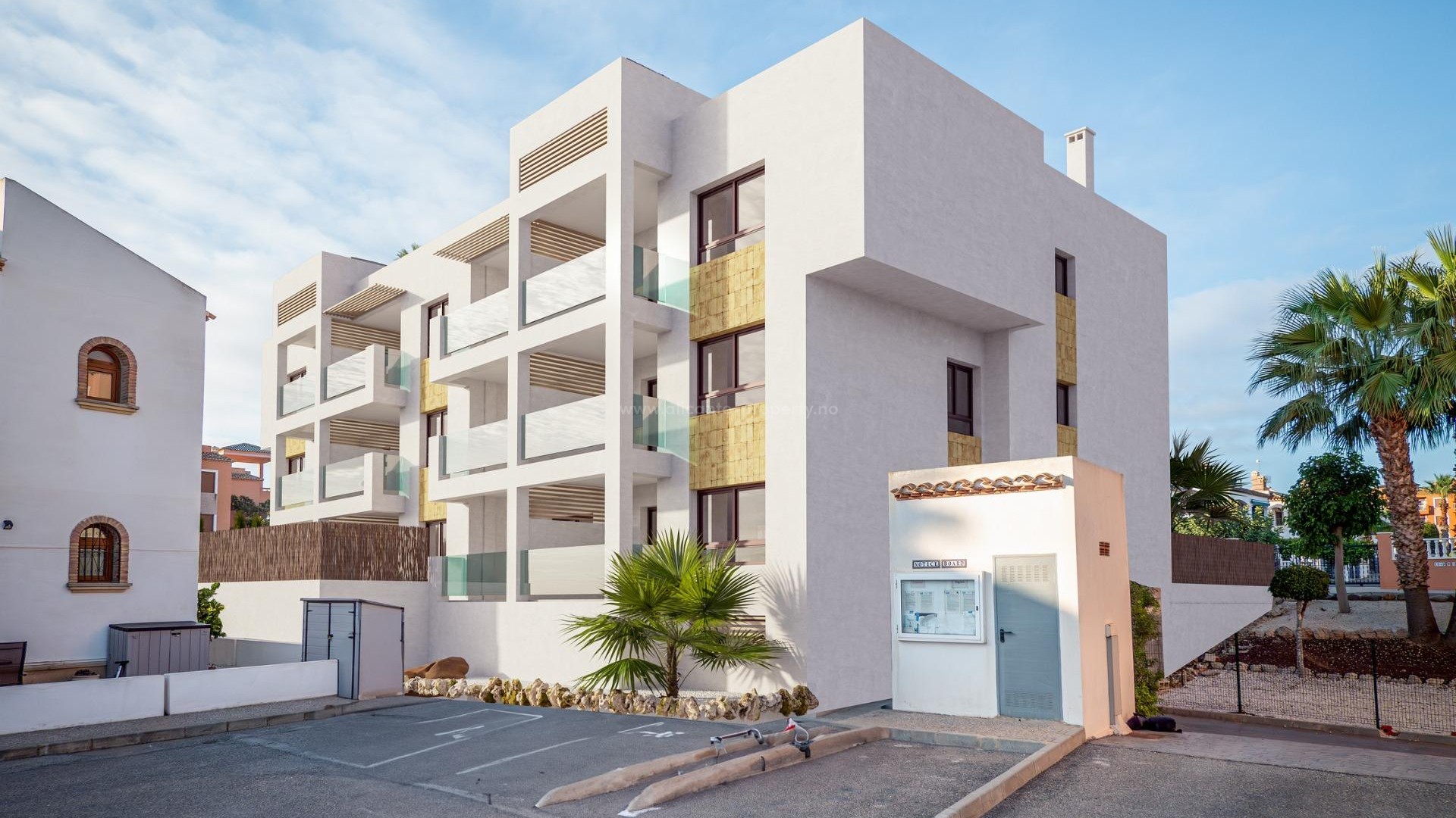 New residential complex in Orihuela Costa, 2 bedrooms, 2 bathrooms, terraces, penthouses with sun terraces with fantastic views