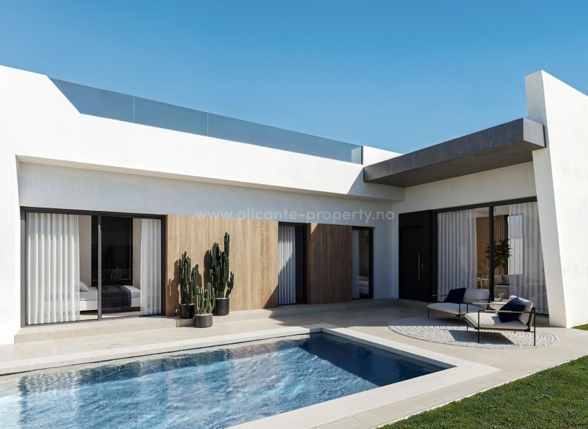 New villas/houses in San Miguel de Salinas, over 1 floor, 3 bedrooms, 2 bathrooms, open plan kitchen, terrace, private solarium, possibility of private pool,