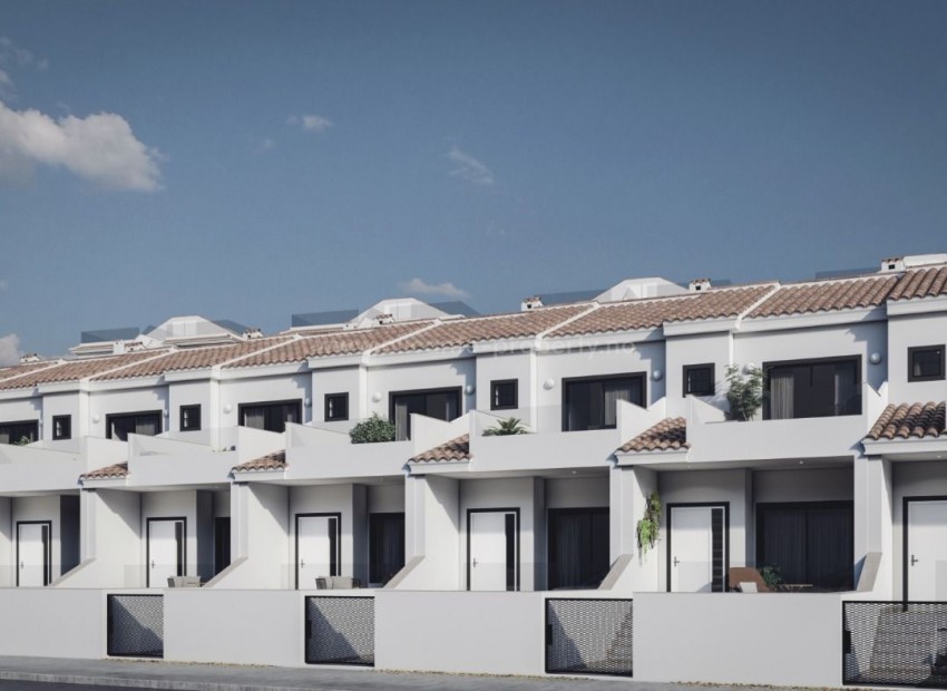 Nybygg av rekkehus i Mutxamel nær Alicante havutsikt, felles svømmebasseng. Vakre rekkehus har 2 soverom,1 bad, åpen kjøkkenløsning med stue.