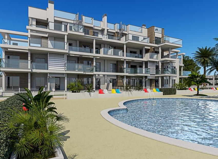 Nye boliger i Denia, 2/3 soverommet, 2 bad, felles svømmebasseng, privat hage eller solarium, parkering, 100 meter fra stranden, 2 km fra Denia by.