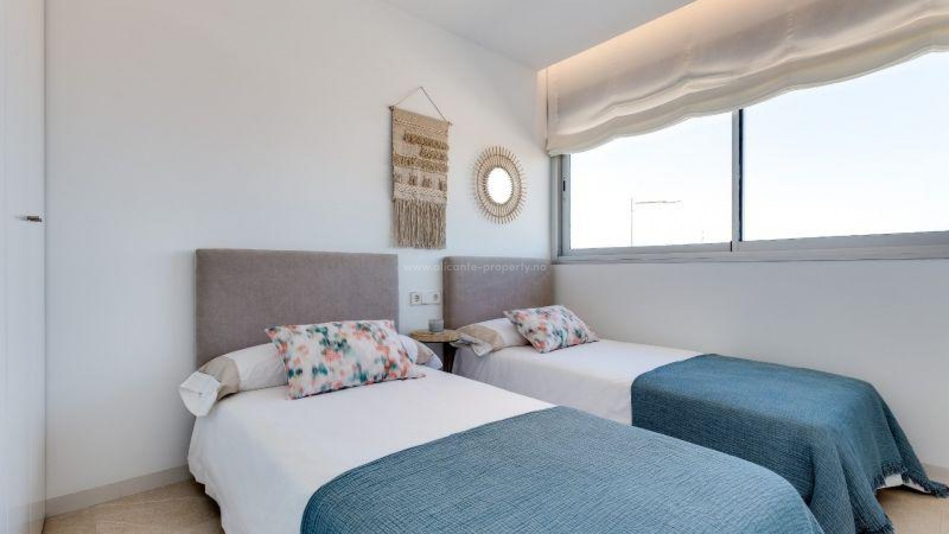 Nytt boligbygg av bungalows i Los Balcones, Torrevieja, Alicante, 2/3 soverom. Fellesområdene er utstyrt med et fantastisk 200 m2 evighetsbasseng 