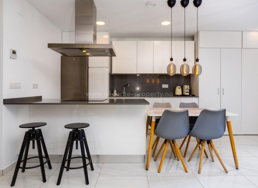 Semi - Detached Villa in Villamartín