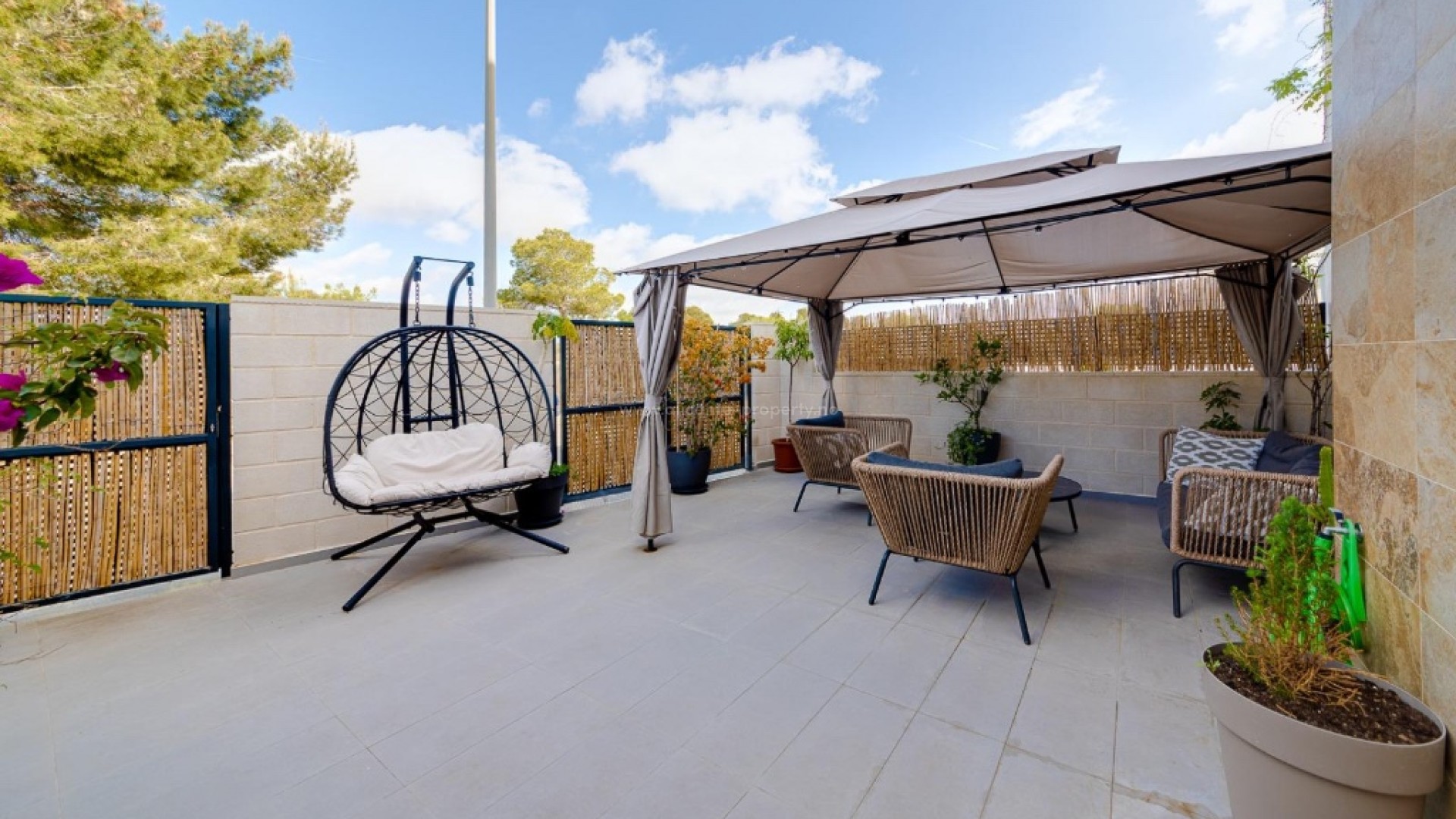 Semi - Detached Villa in Villamartín