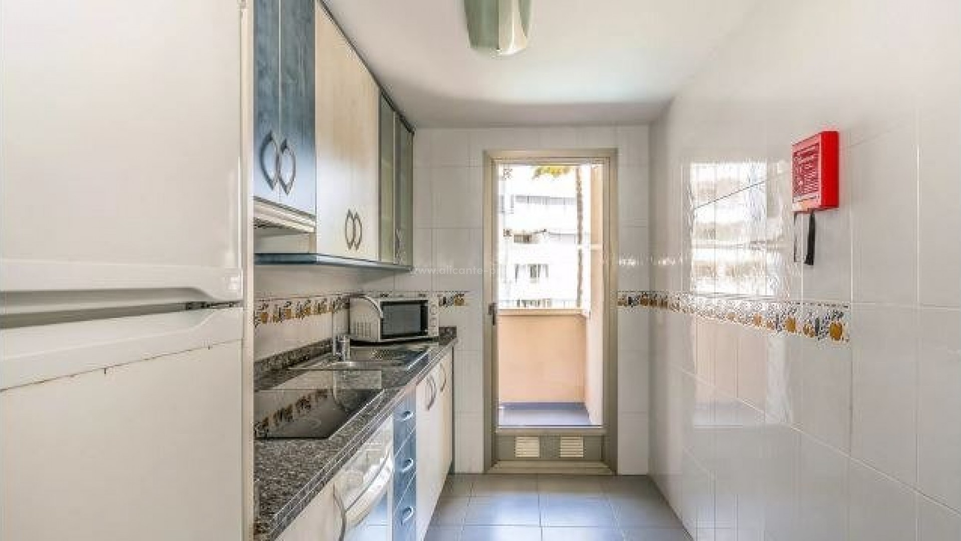 Smaller and larger beautiful apartment in Calpe with magnificent sea views, first line of La Fossa beach, 1/2/3 bedrooms, 2 bathrooms, terraces, shared pool