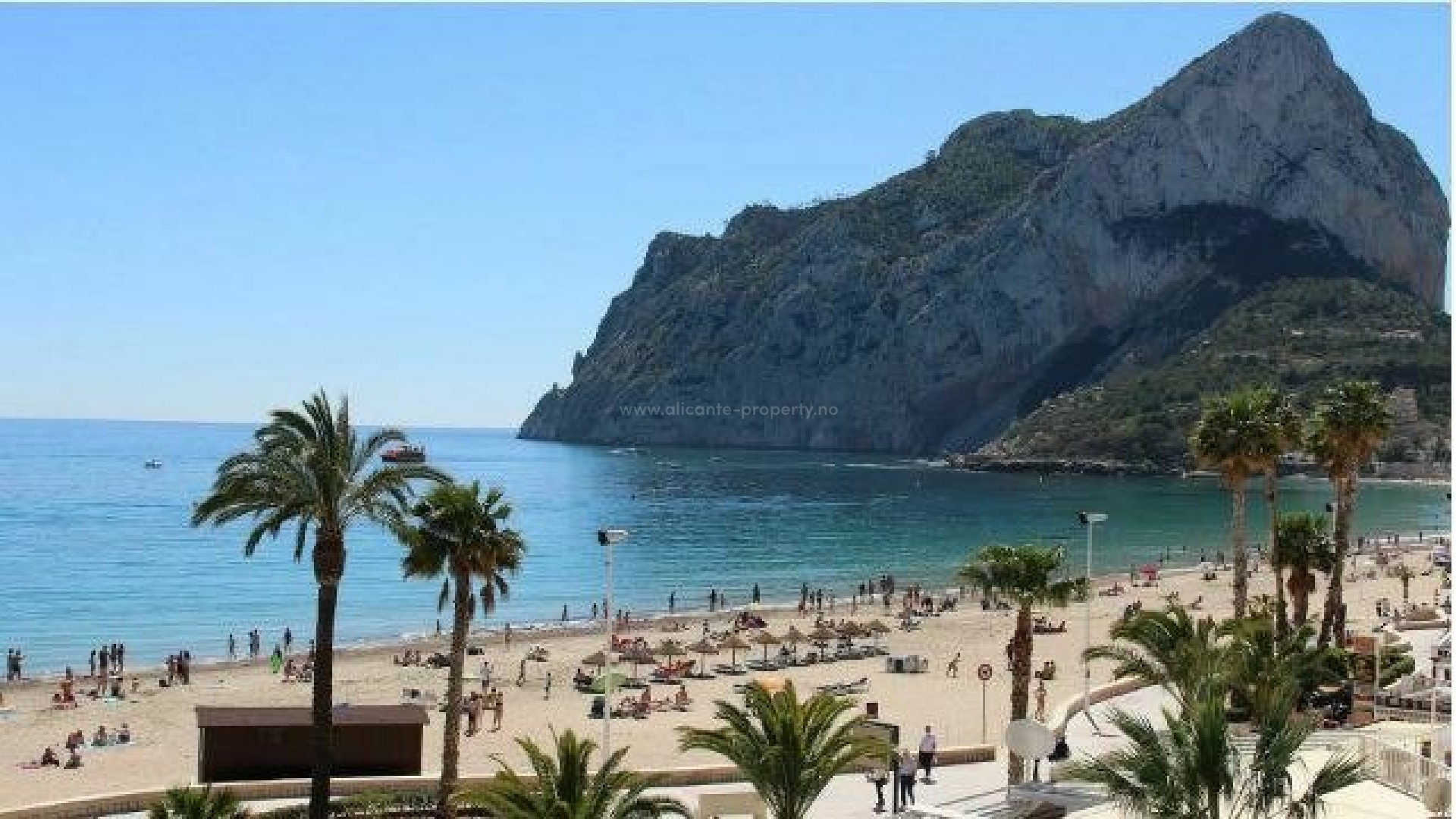Smaller and larger beautiful apartment in Calpe with magnificent sea views, first line of La Fossa beach, 1/2/3 bedrooms, 2 bathrooms, terraces, shared pool