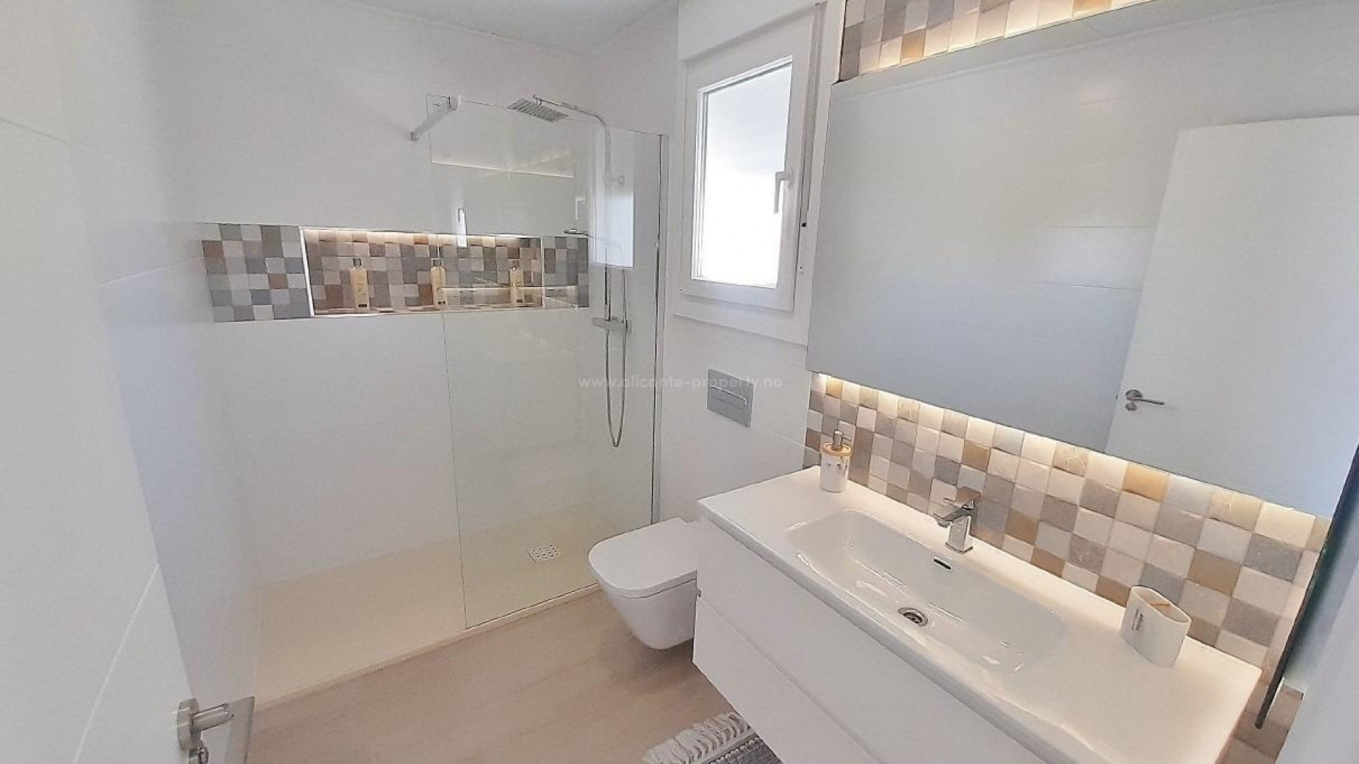 Town House in Avileses