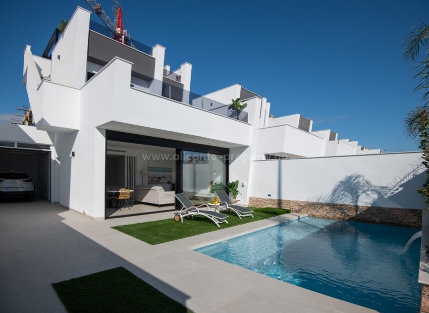 Town House in Santiago de la Ribera