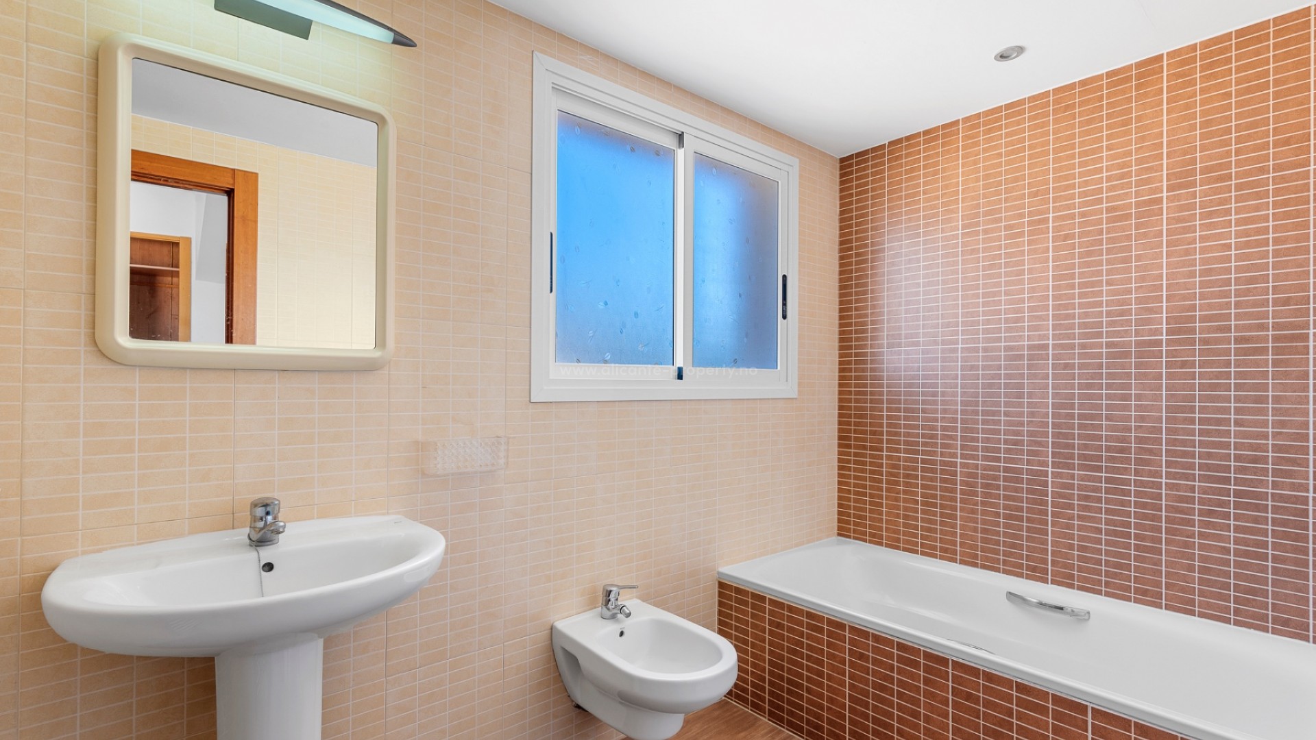 Villa en Alfaz del Pi