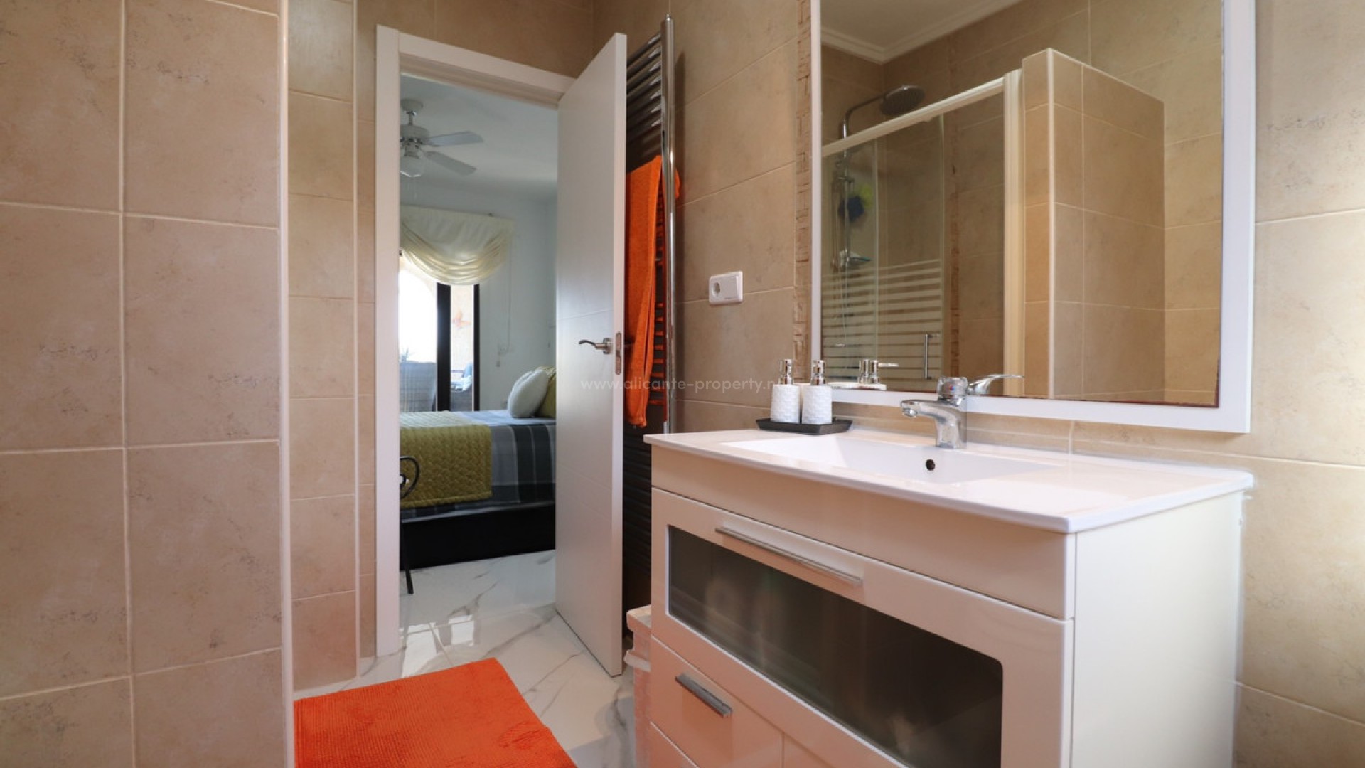 Villa en Algorfa Centro