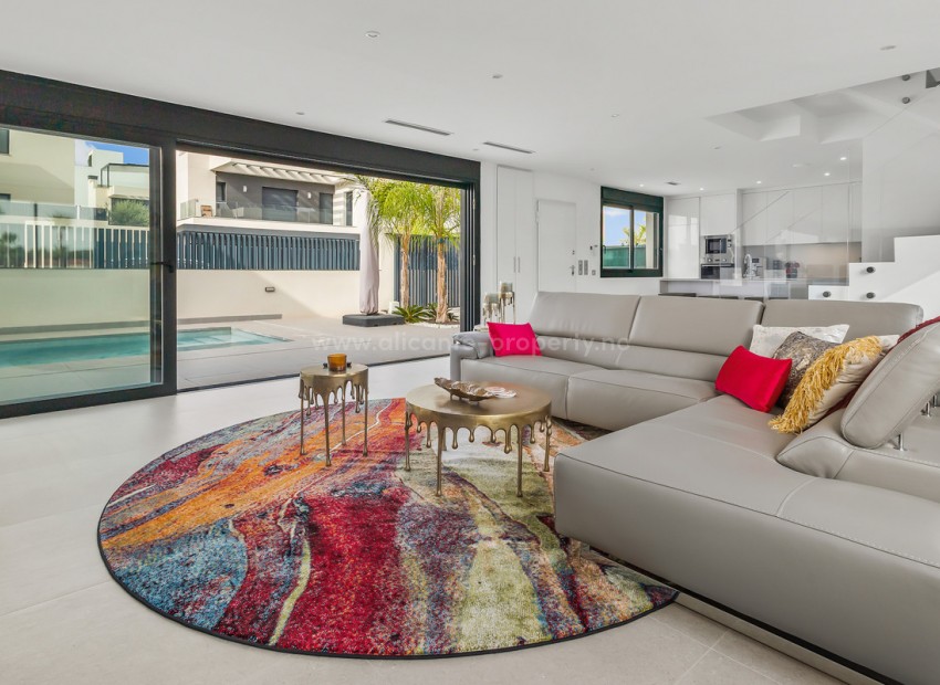 Villa en Algorfa Centro