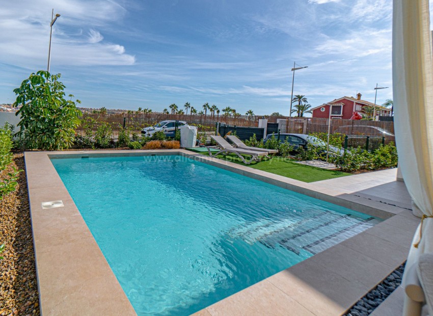 Villa en Algorfa Centro