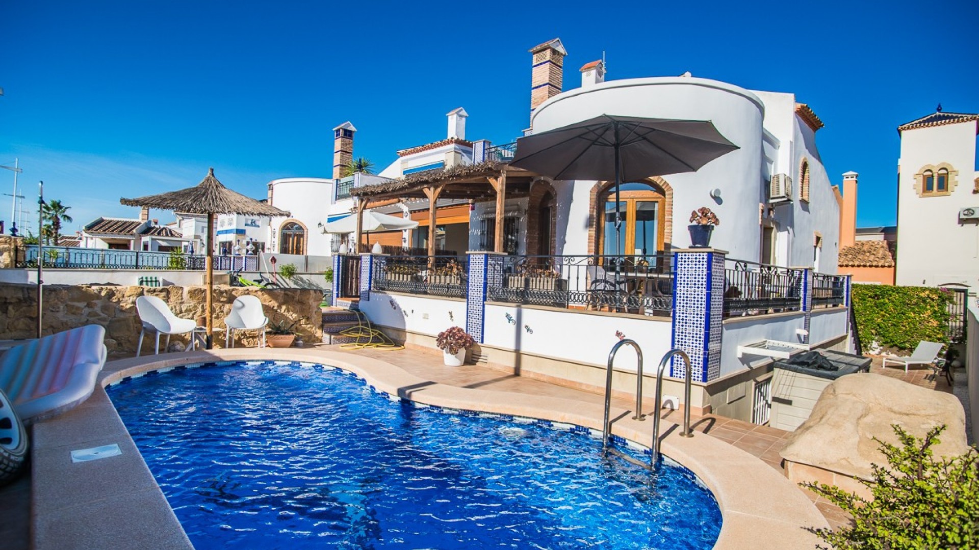 Villa en Algorfa Centro