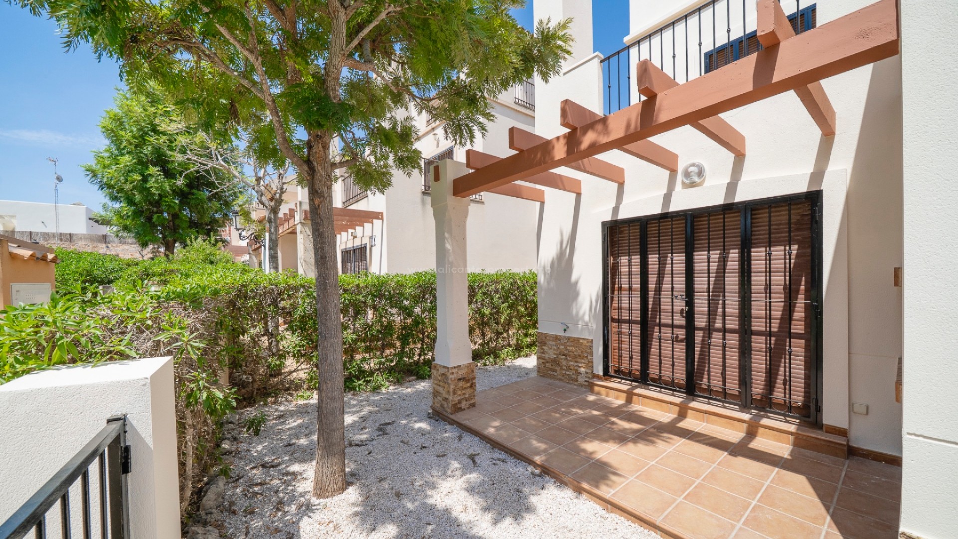 Villa en Algorfa