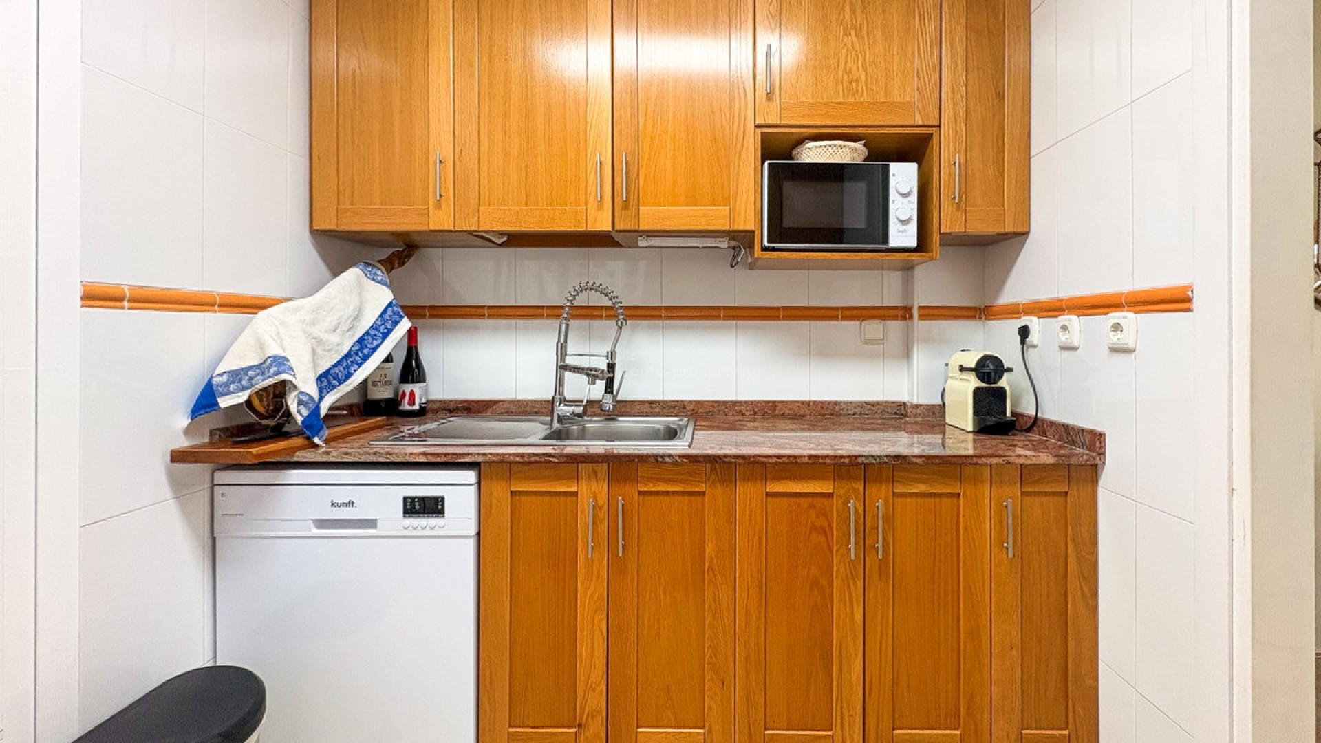 Villa en Arenales del Sol