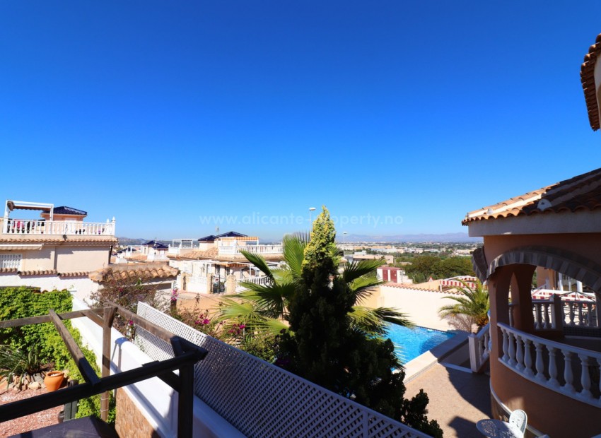 Villa en Benimar