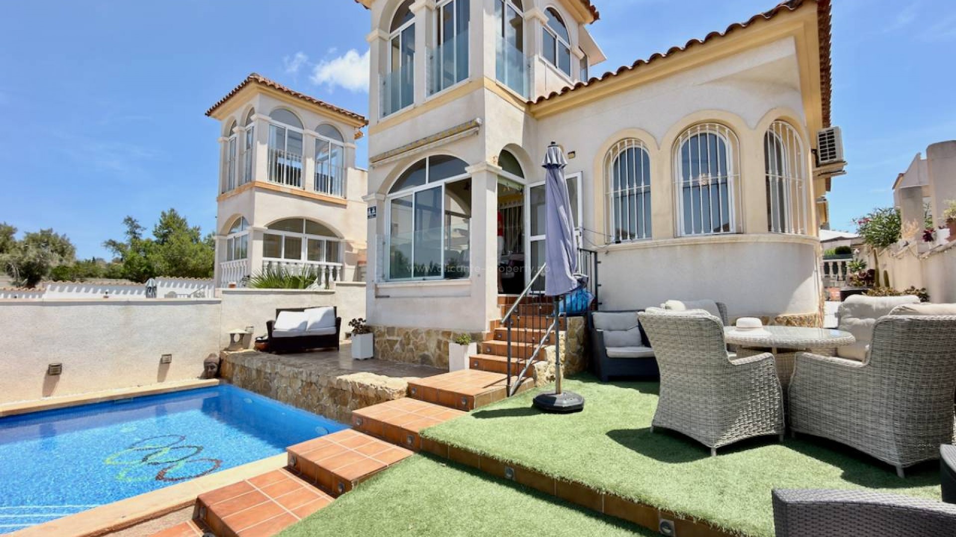 Villa en Benimar