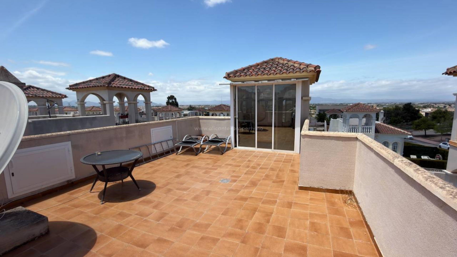 Villa en Benimar