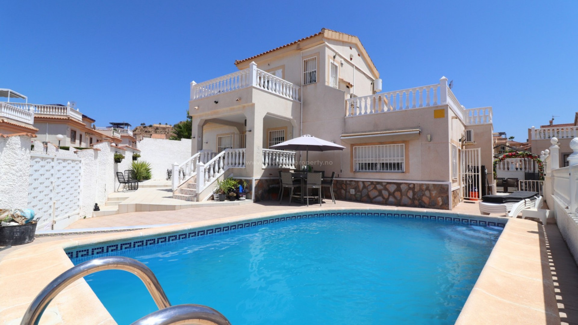 Villa en Benimar