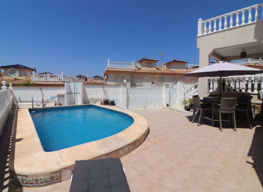 Villa en Benimar