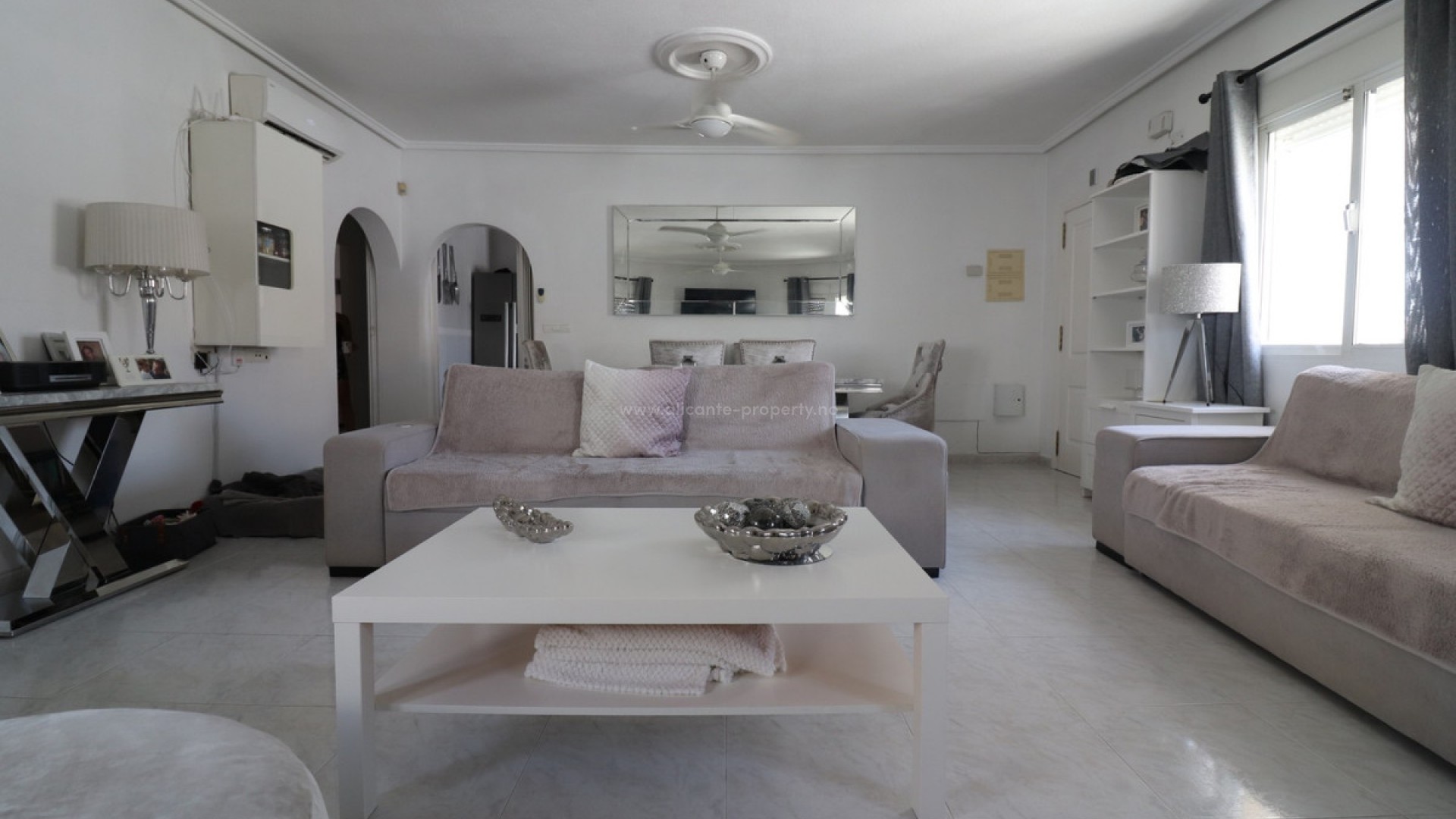 Villa en Benimar