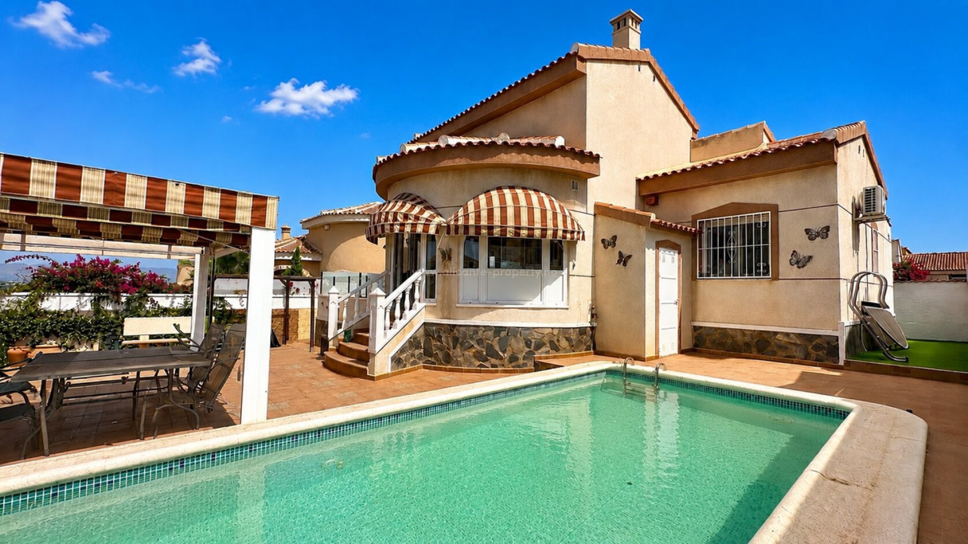 Villa en Benimar
