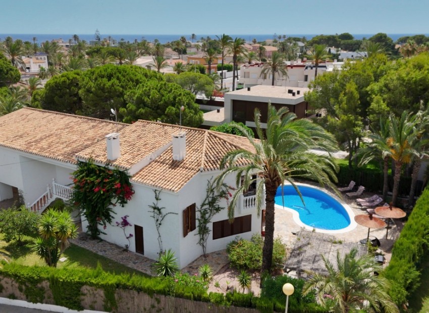 Villa en Cabo Roig