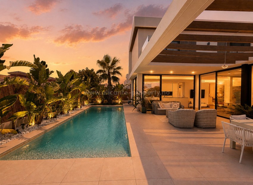 Villa en Cabo Roig