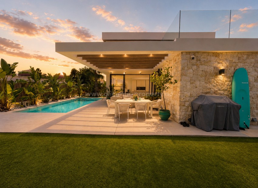 Villa en Cabo Roig