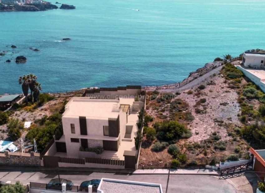 Villa en Cala Flores