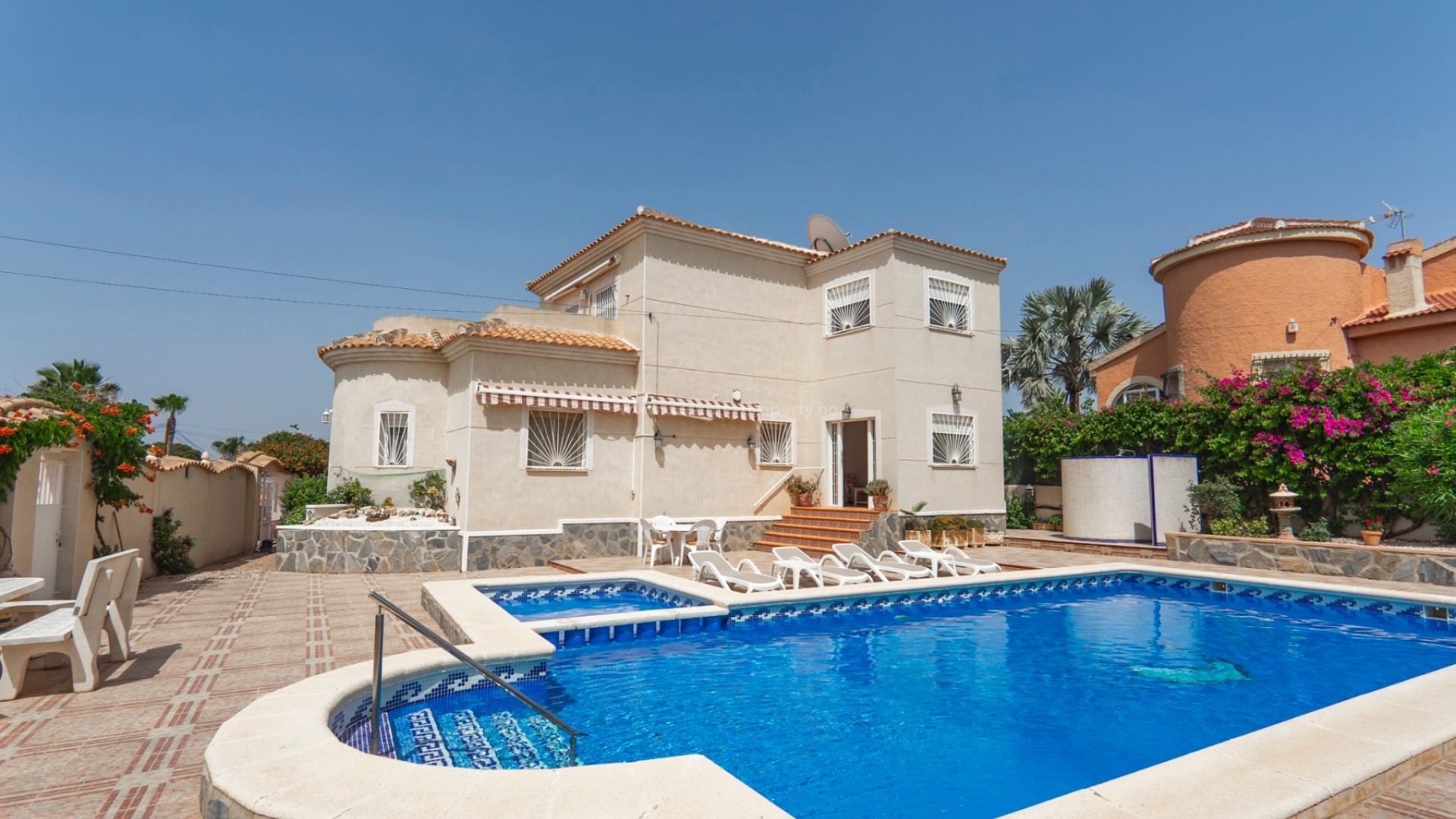 Villa en Campo De Golf La Marquesa