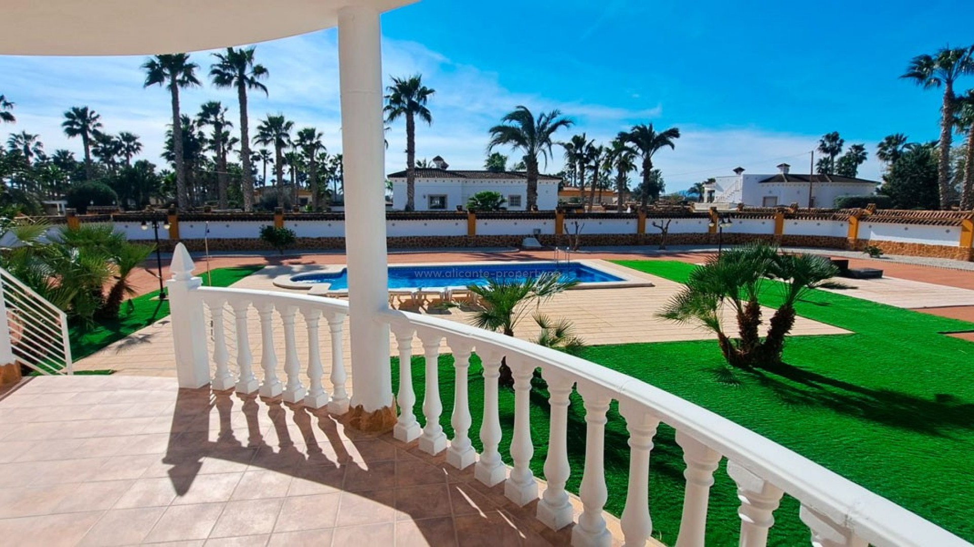 Villa en Catral Centro