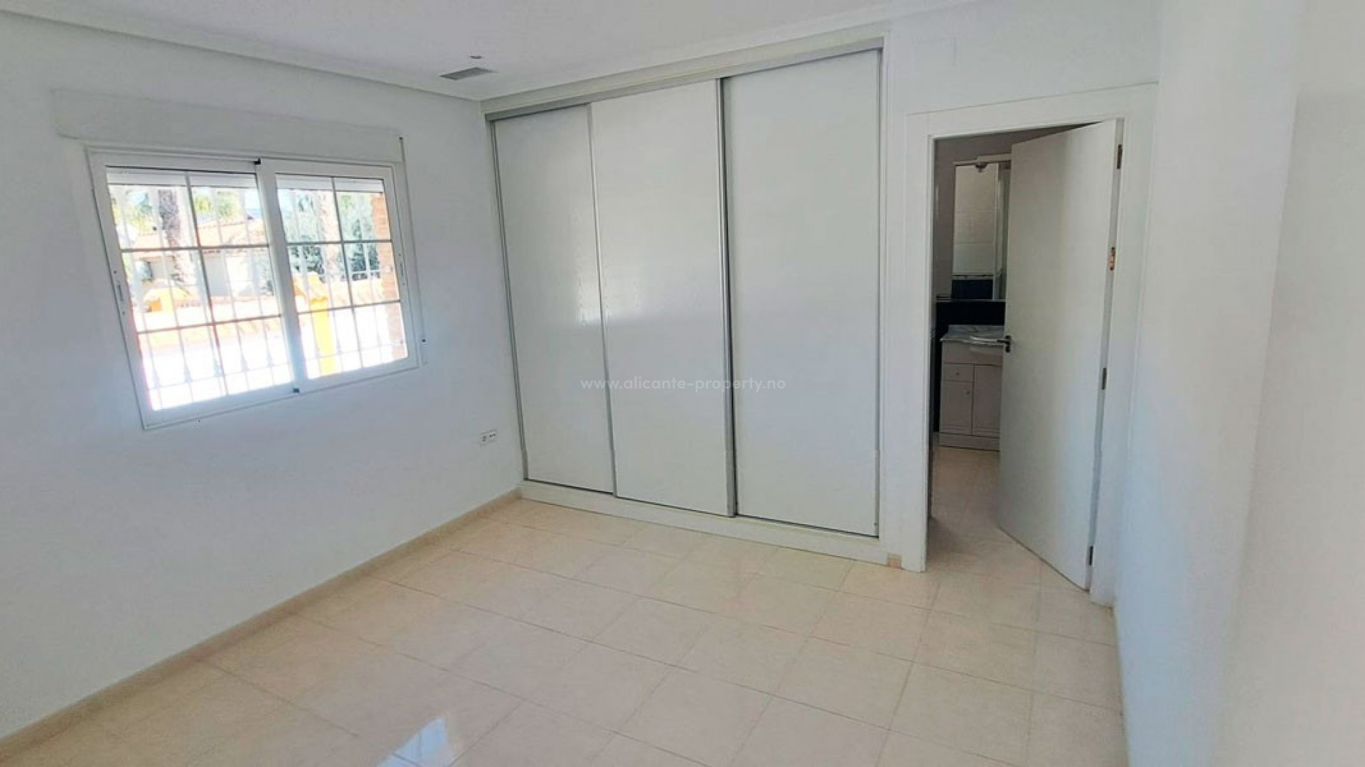 Villa en Catral Centro