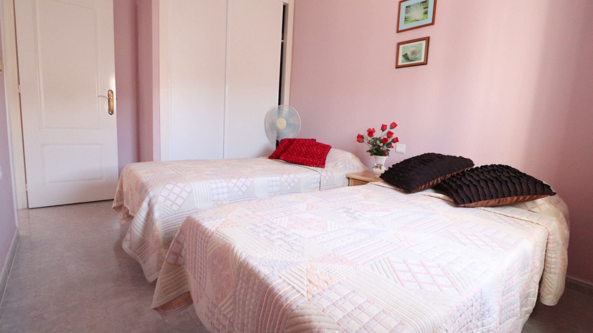 Villa en Catral Centro