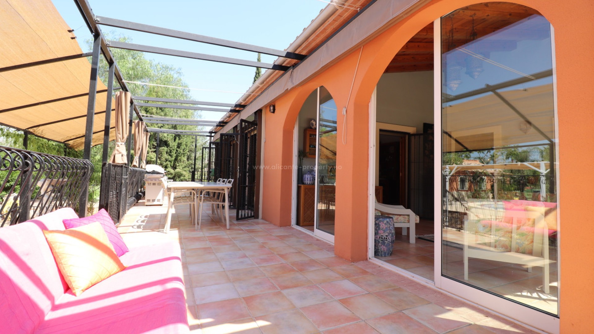 Villa en Catral Centro