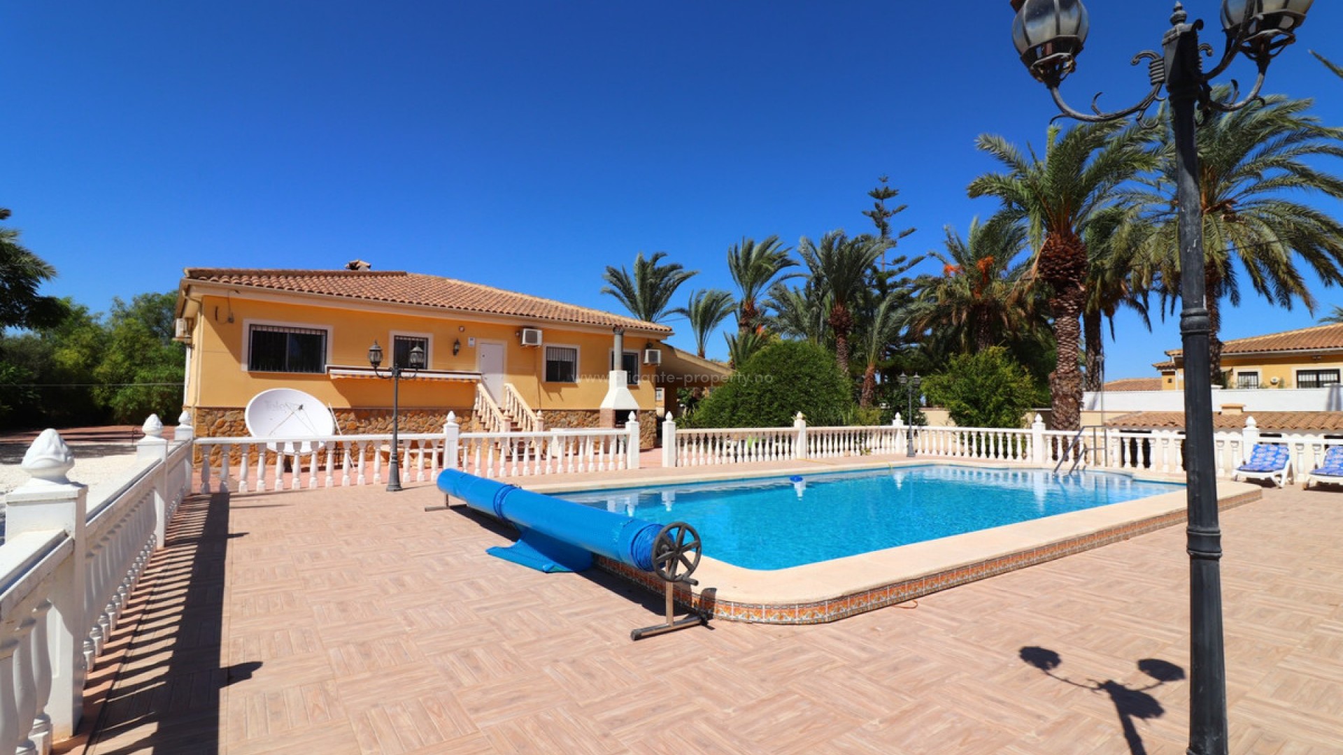 Villa en Catral Centro