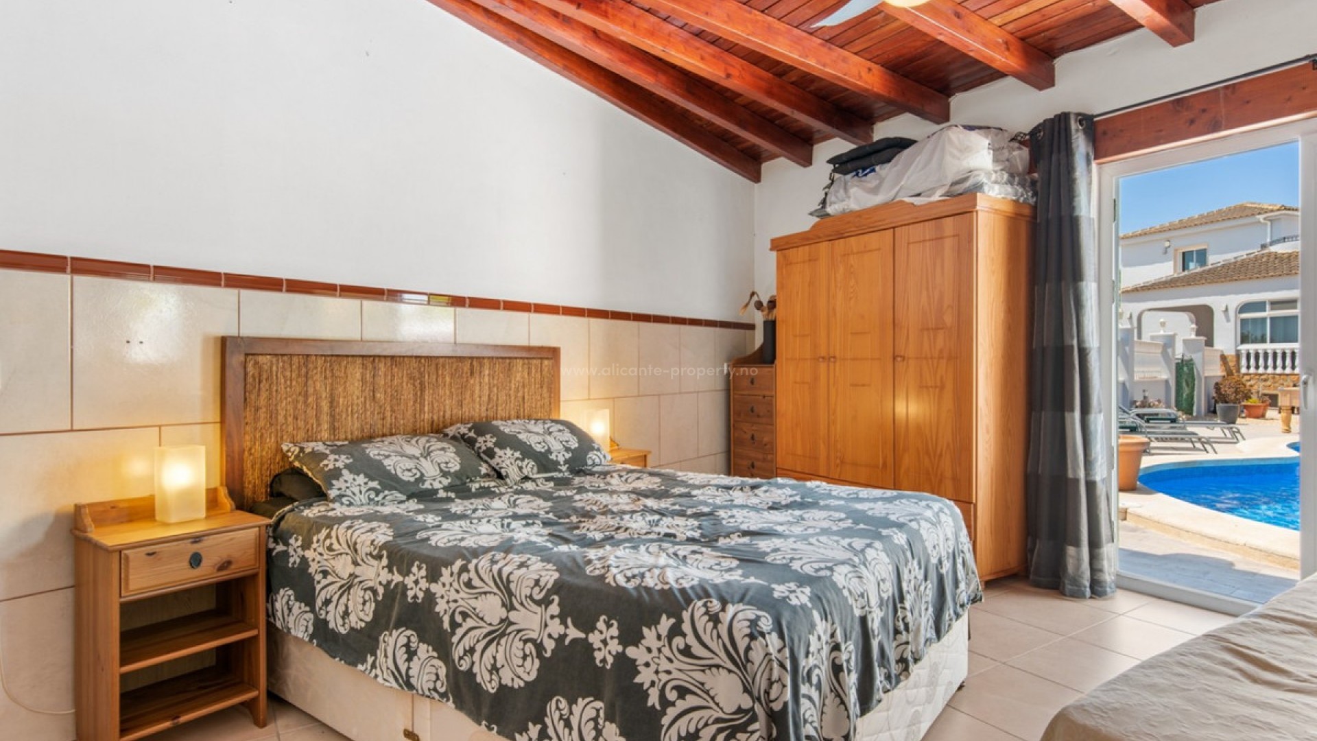 Villa en Catral Centro