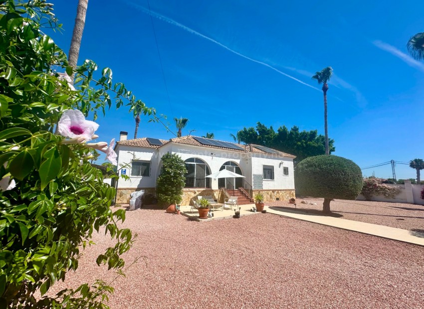 Villa en Catral Centro