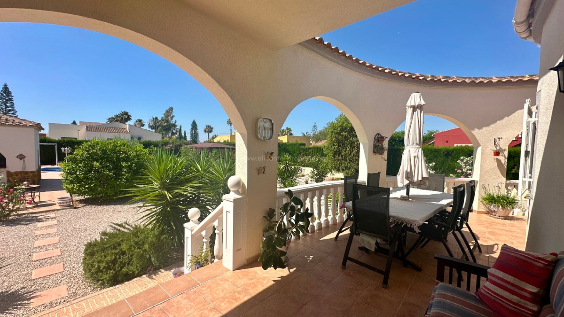 Villa en Catral Centro