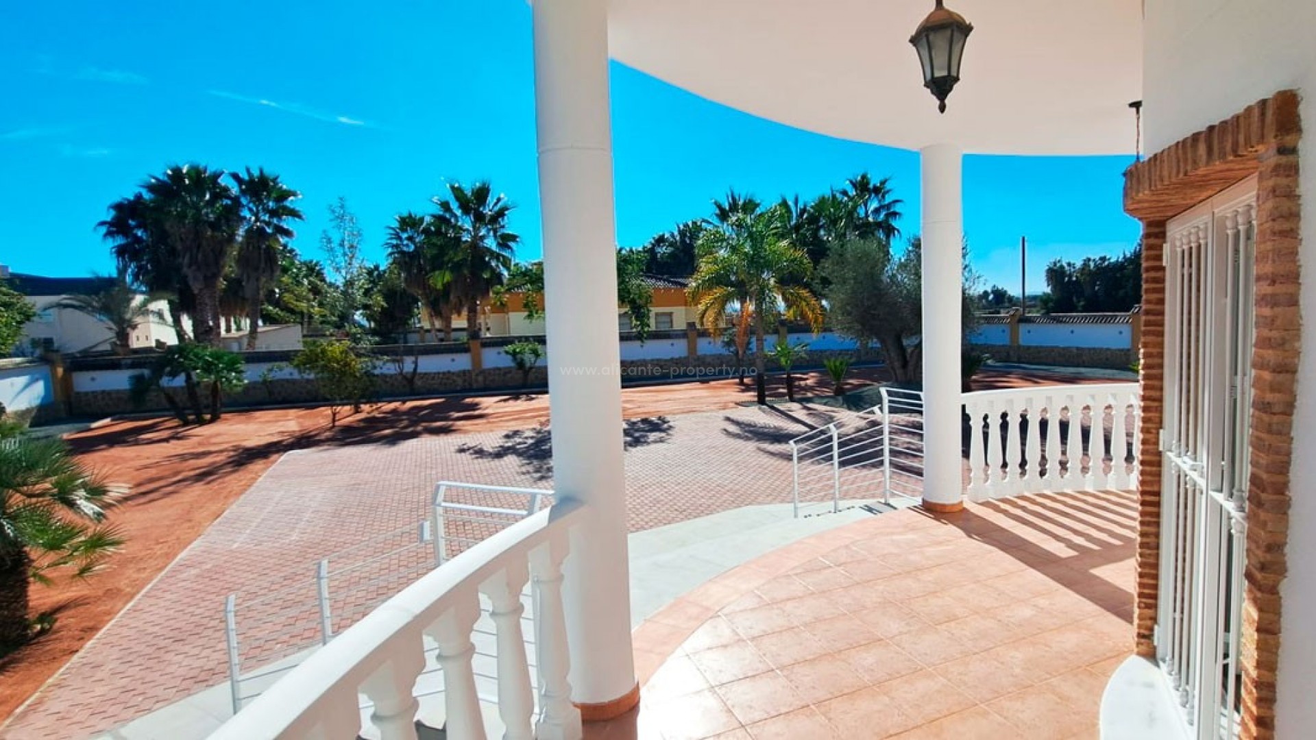 Villa en Catral Centro