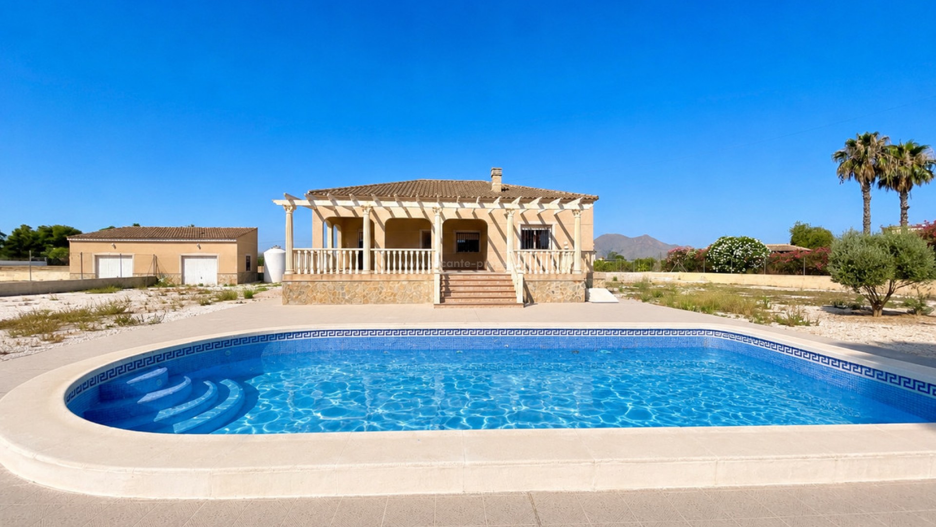 Villa en Catral Centro